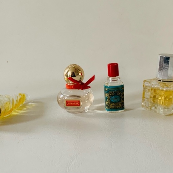 Vintage mini parfumerie bottles bundle 5 - Picture 1 of 15